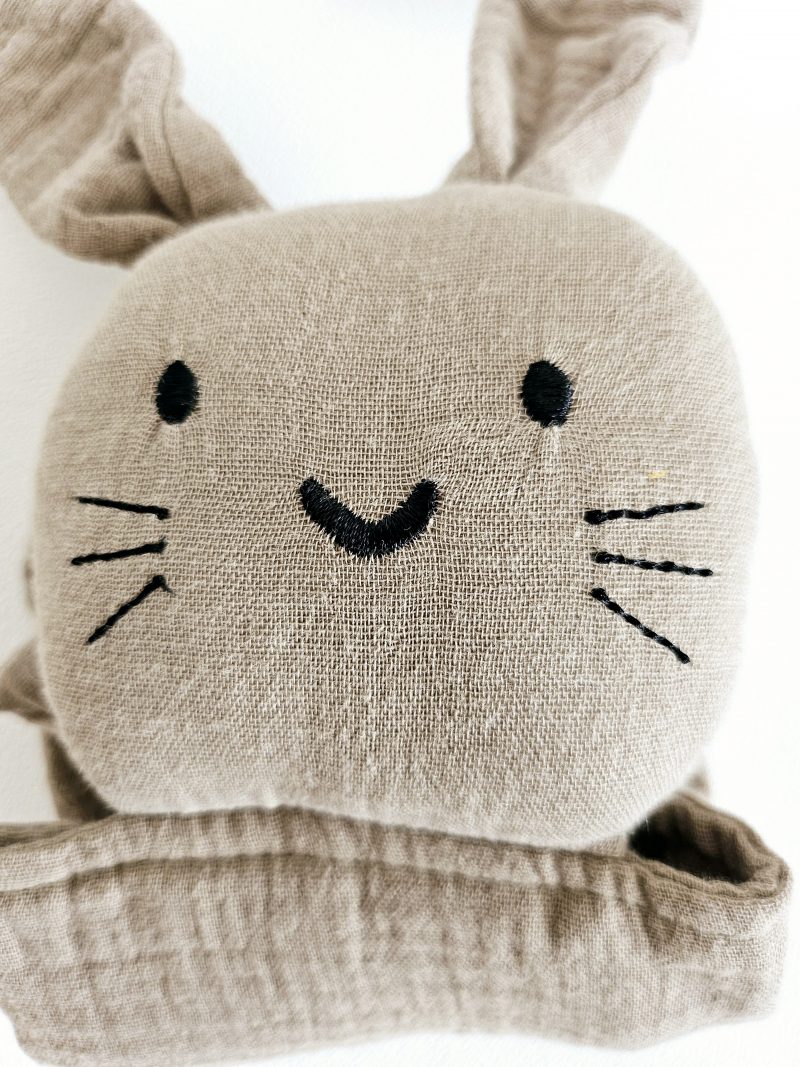 Doudou - lange en coton LAPIN - BEIGE – Image 3