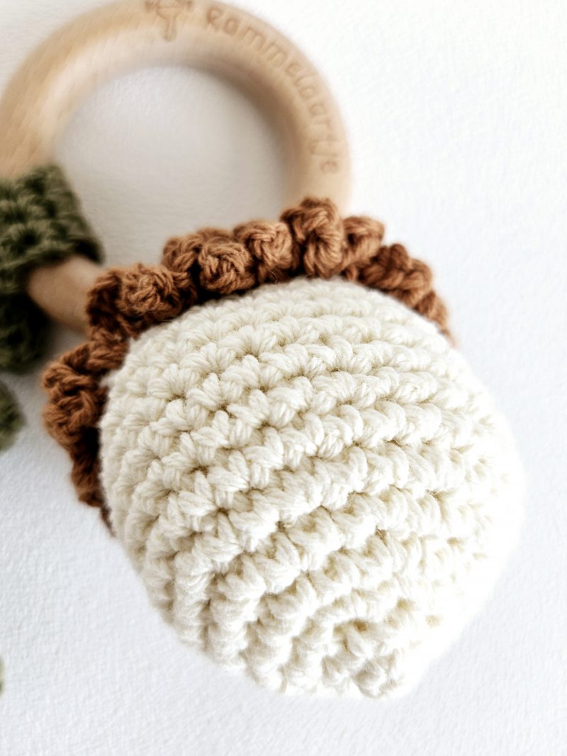 Hochet en crochet FOREST – Image 4