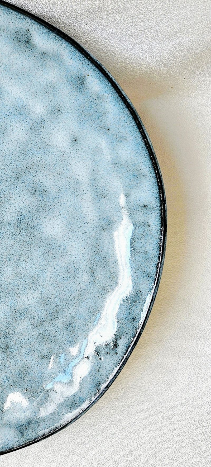 Grande assiette plate en grès ARONAL - BLEU CIEL – Image 2