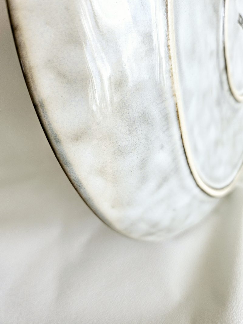 Grande assiette plate en grès BORAL - BEIGE CLAIR – Image 3