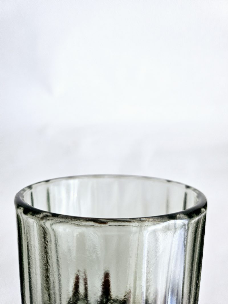 Gobelet en verre recyclé 25 cl REED - VERT FUMé – Image 2