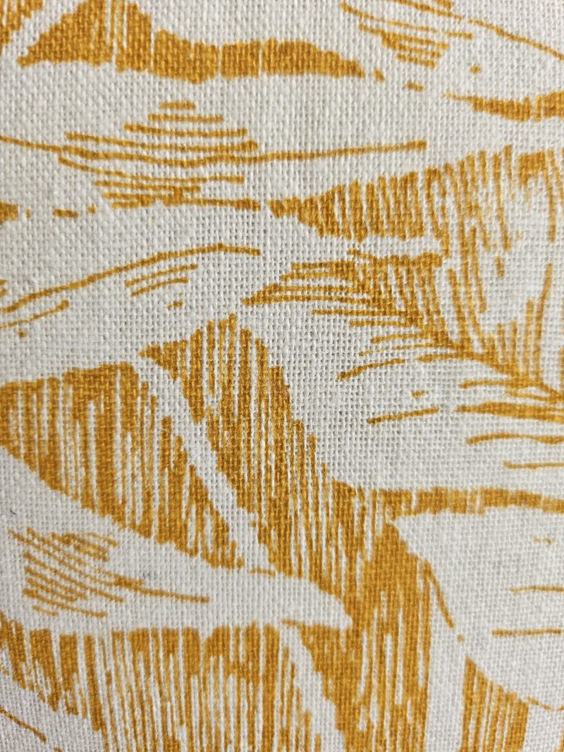 Coussin carré imprimé LEAF - MOUTARDE – Image 3