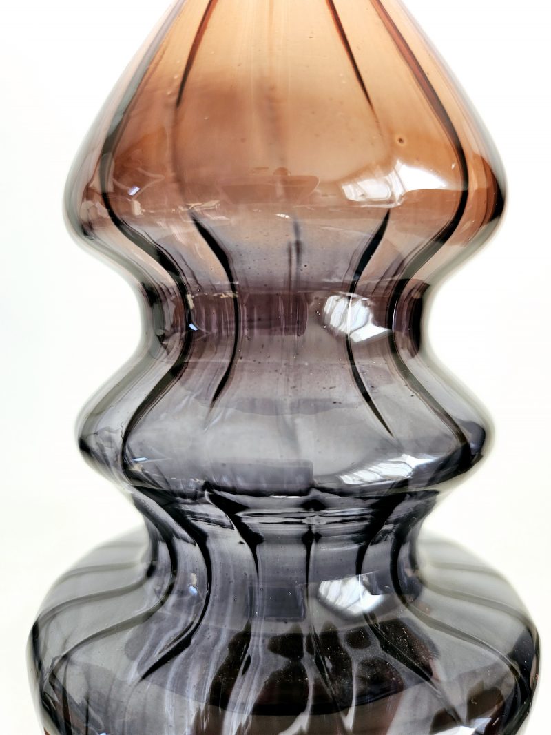 Petit vase en verre teinté WAVE -AMBRE ET GRIS – Image 3
