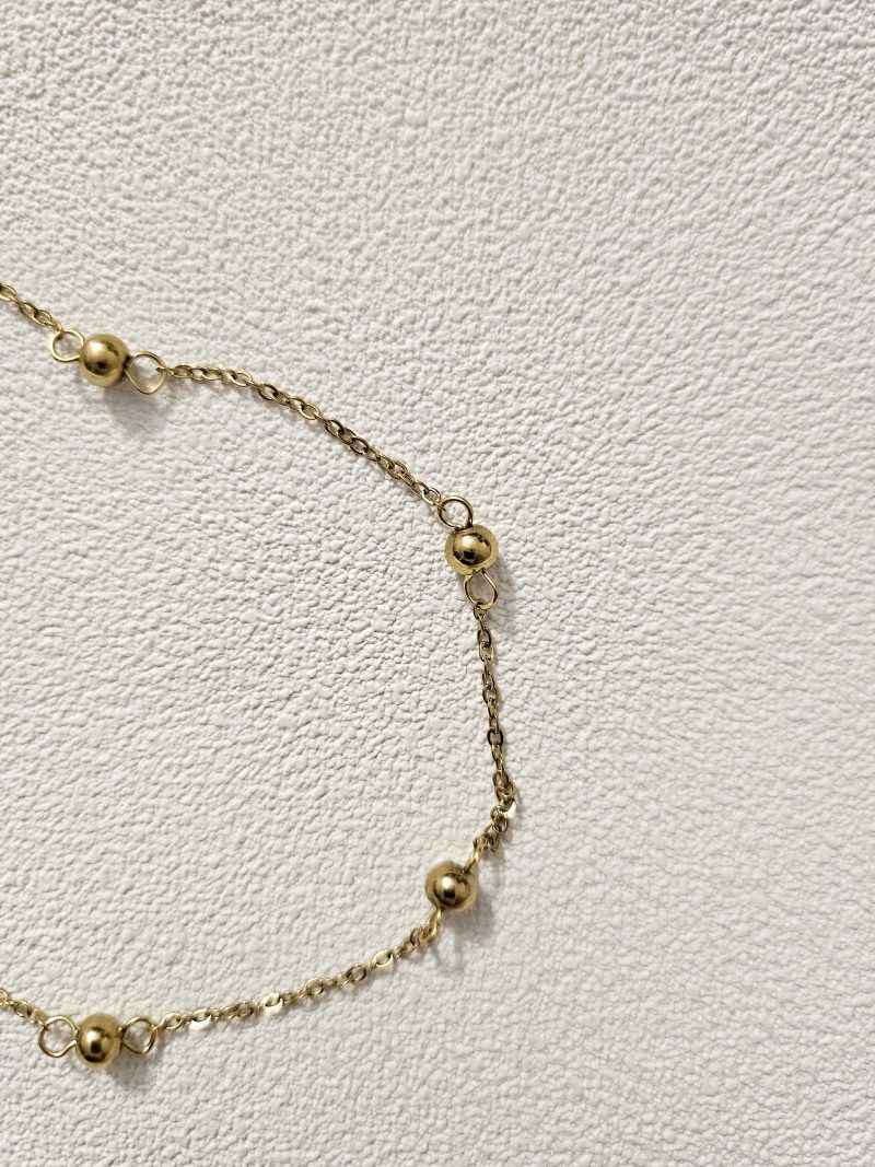 Collier minimaliste à perles LEA – Image 3
